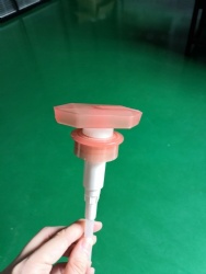 Lotion Pump-Diamondhead-Smooth skirt